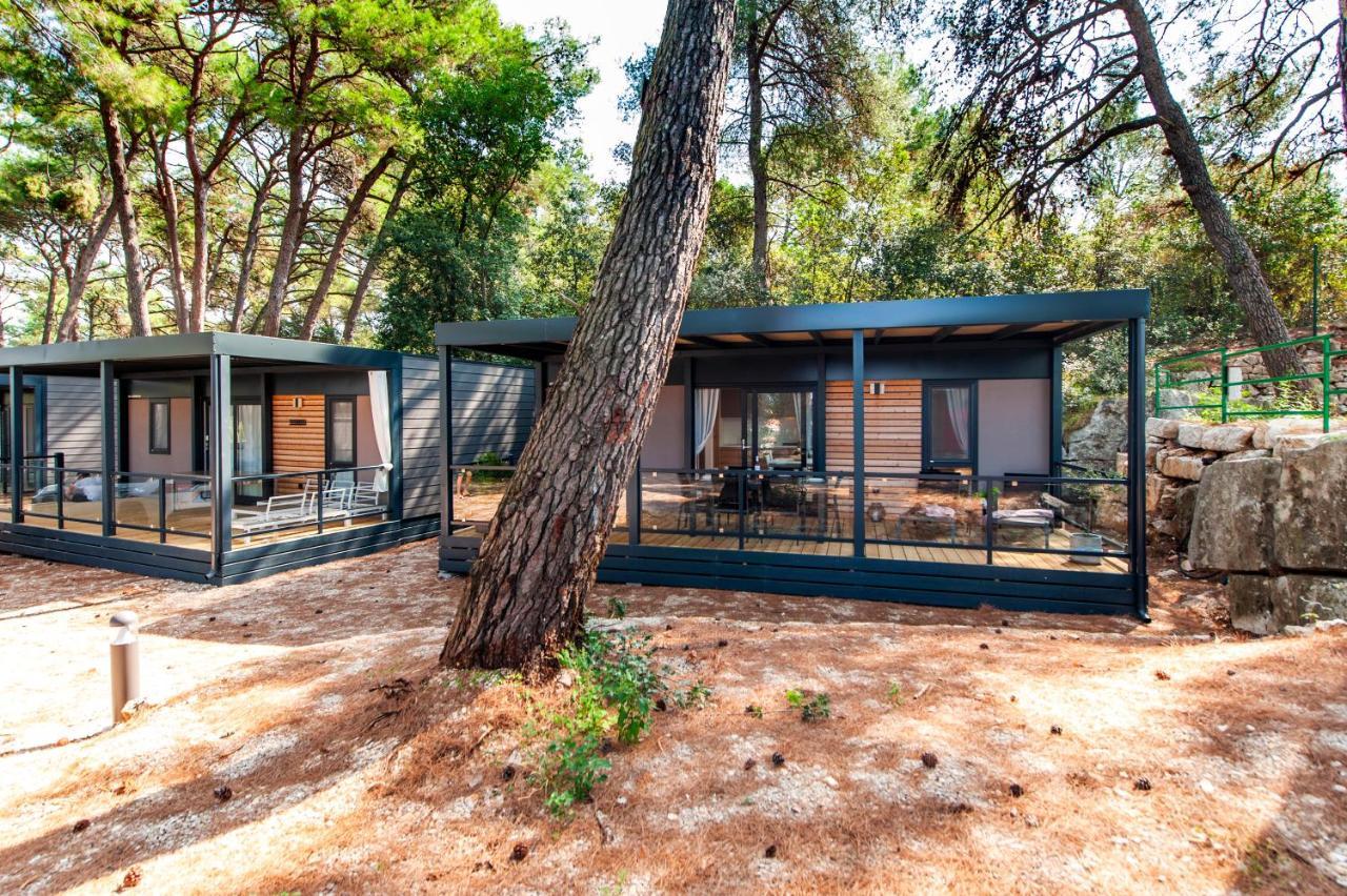 Fantasea Mobile Home Porton Biondi Rovinj Bagian luar foto